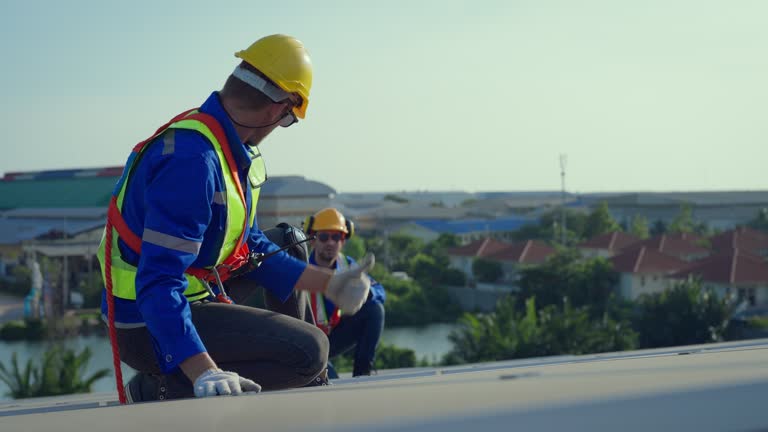 Best Flat Roofing  in Newberg, OR